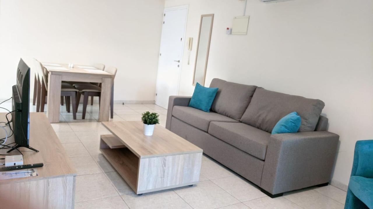 Apartment 304 Citywitch Larnaca Buitenkant foto