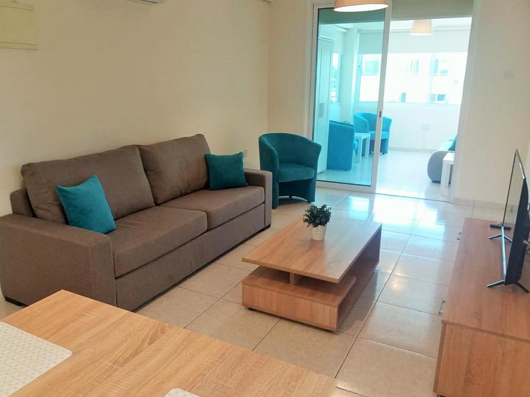 Apartment 304 Citywitch Larnaca Buitenkant foto