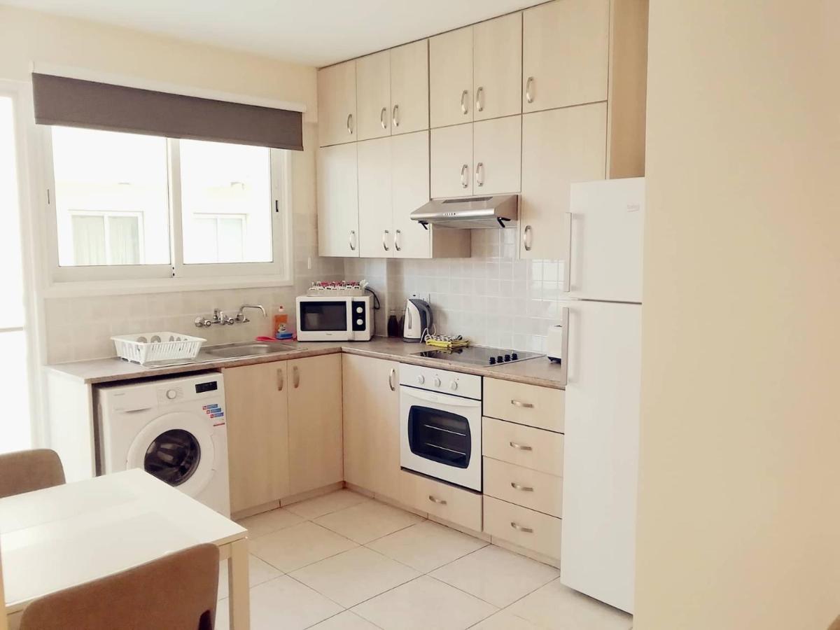 Apartment 304 Citywitch Larnaca Buitenkant foto